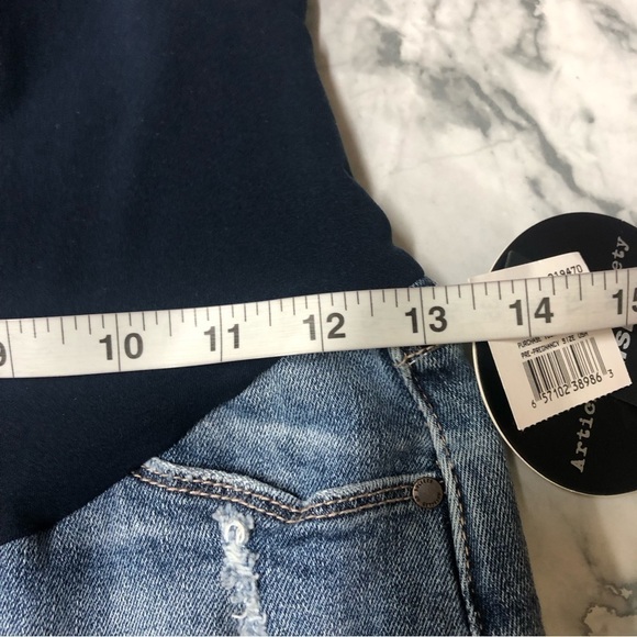 Articles of Society Maternity Denim Jean Shorts Distressed Size 25 NWT - Picture 4 of 4